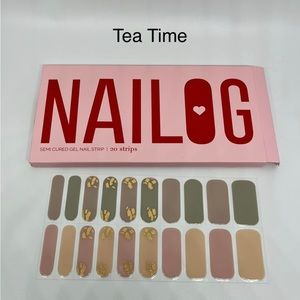 Semi Cured Gel Nailstrips : NaiLog